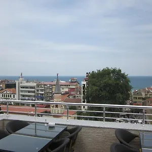 Nur Oda ve Kahvaltı Trabzon