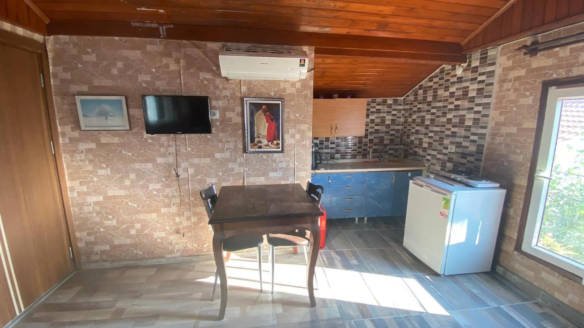 Camel Apartment Antalya 3*,  Türkiye