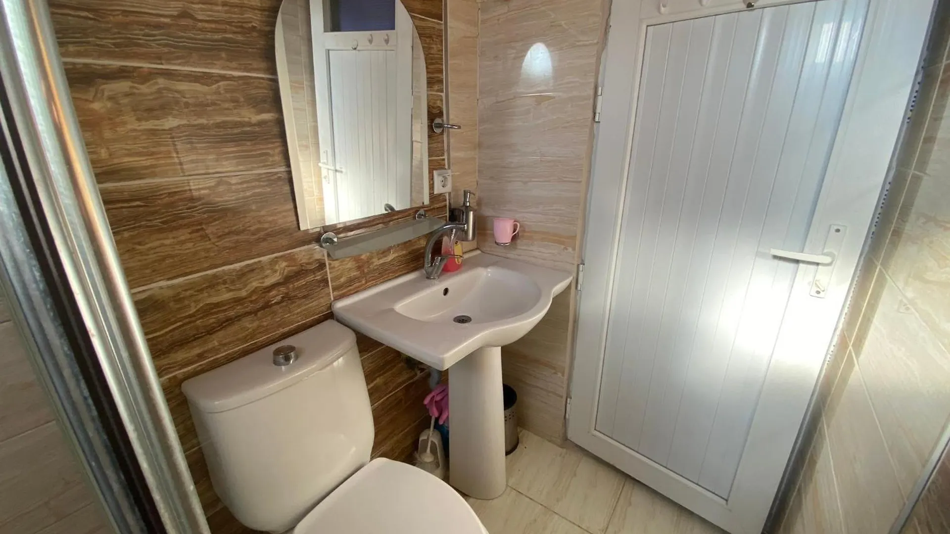 Camel Apartment Antalya 3*,